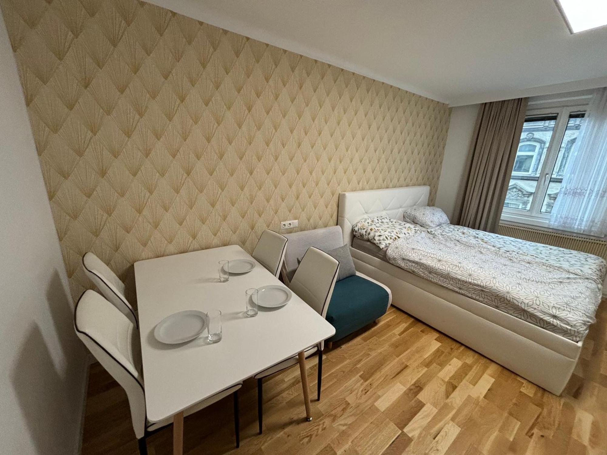 Exclusive Serviced Flat On Taborstrasse Vienna